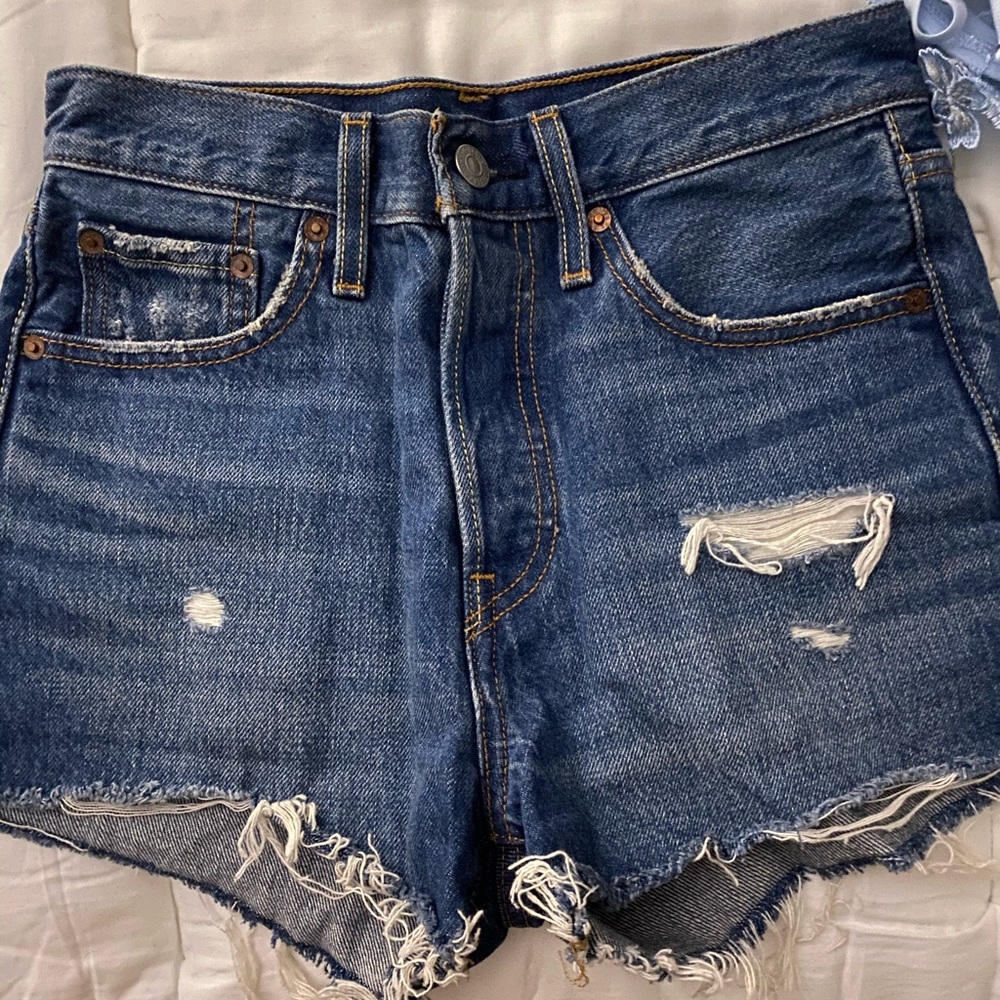 Levi’s shorts